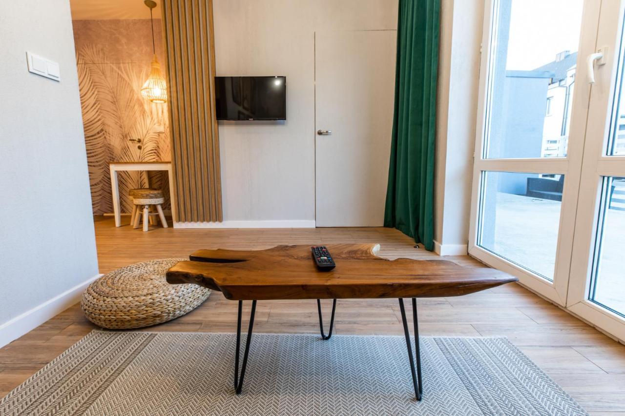 Stylowe Apartamenty Plewiska Экстерьер фото
